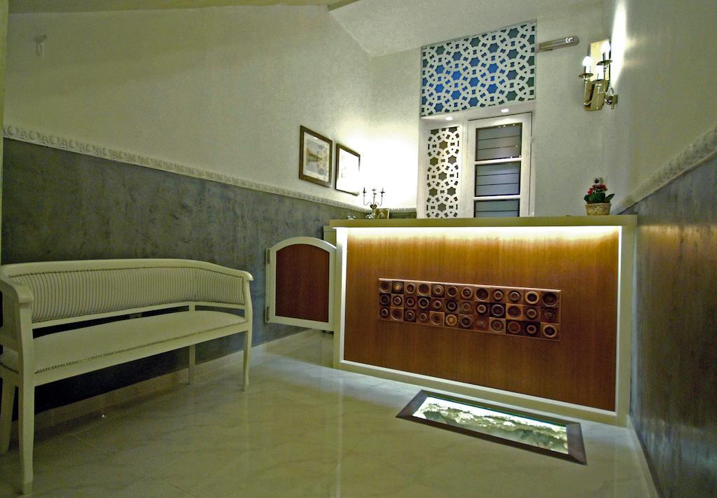 Hotel Augustos 3*