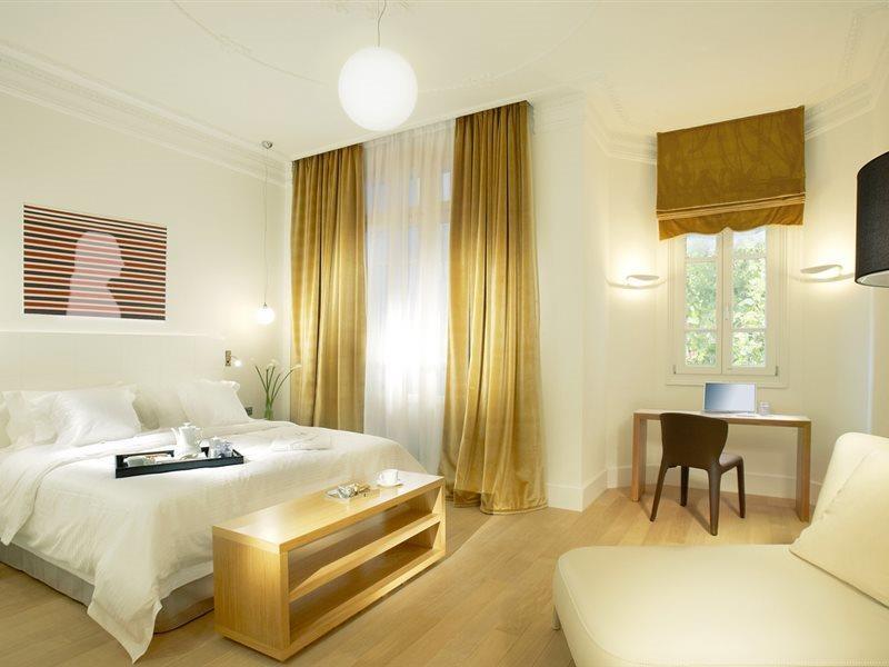 The Excelsior - Small Luxury Of The World Hotel