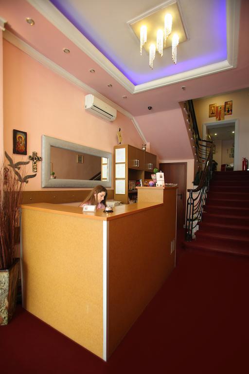 Hotel Emporikon 2*