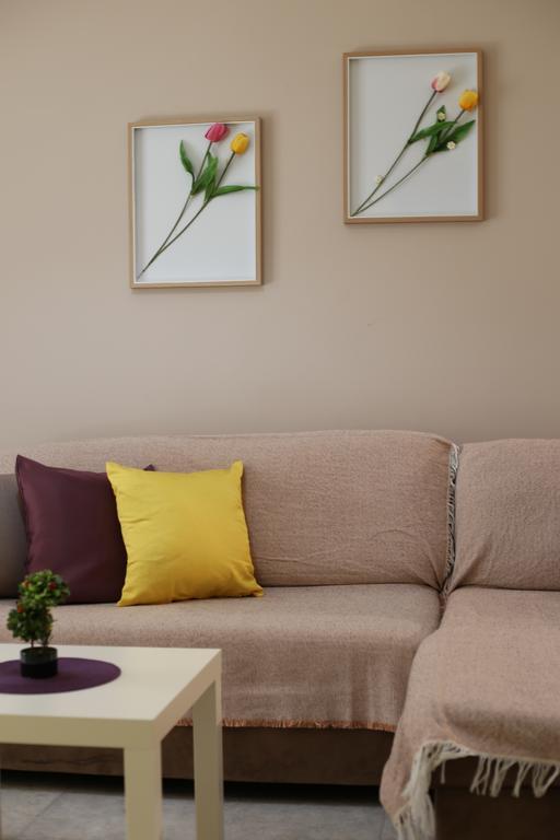 Navarino Square Apartment