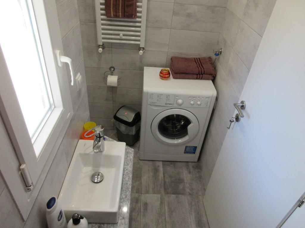 Filippou 13 Luxury Aprts With Balcony Thessaloniki