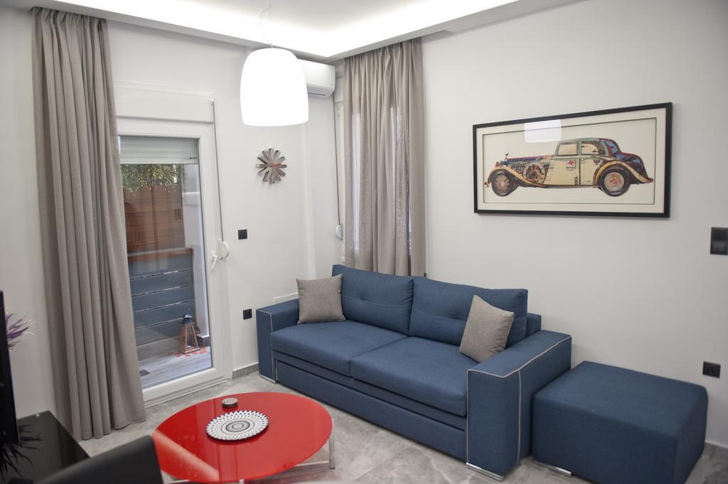 Iris Apartment *