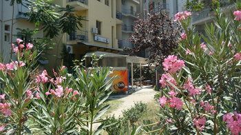 Guest house Rentrooms 3*