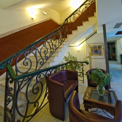 Kinissi Palace Hotel 4*