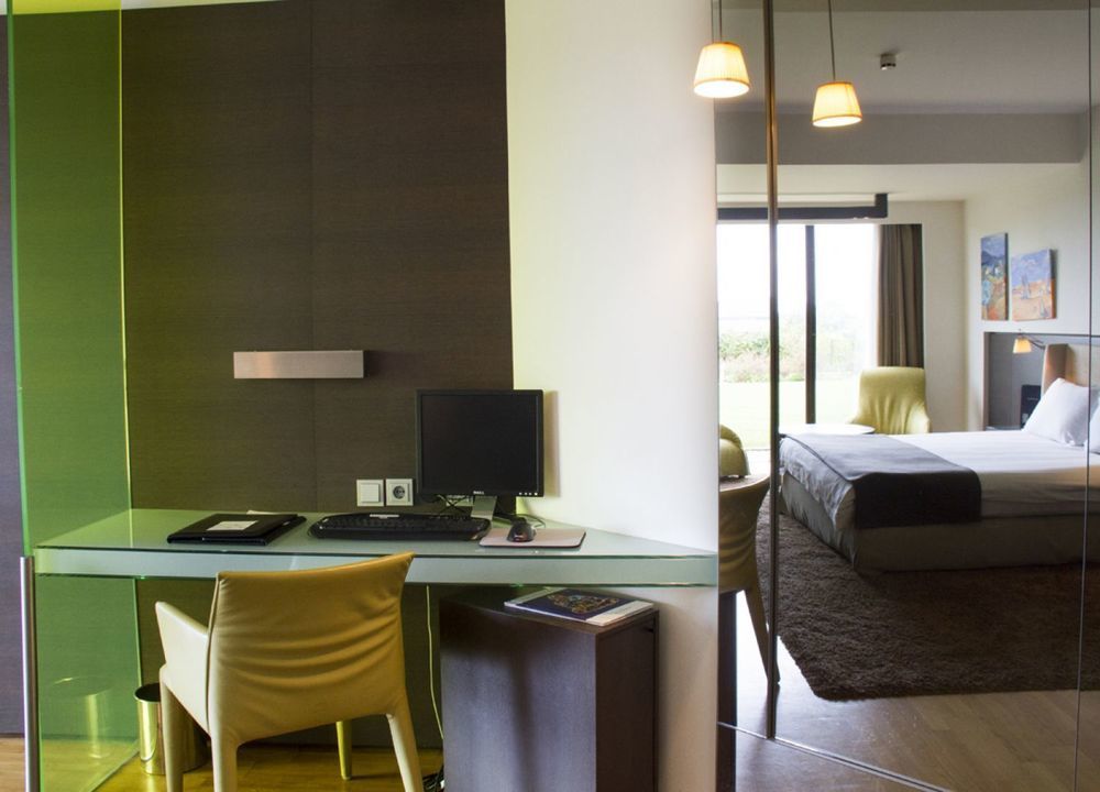 Hotel Nikopolis 5*