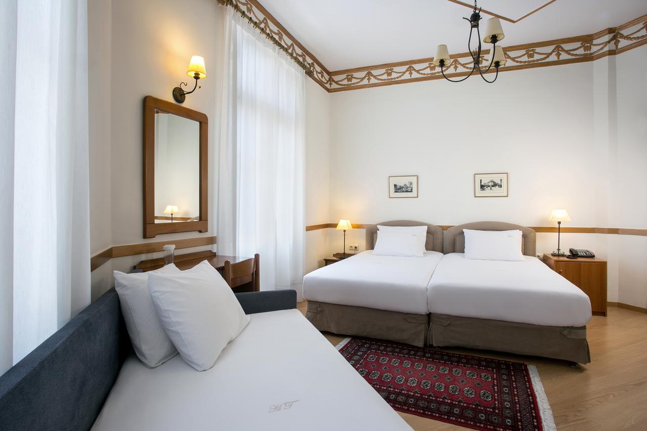 Otel Tourist