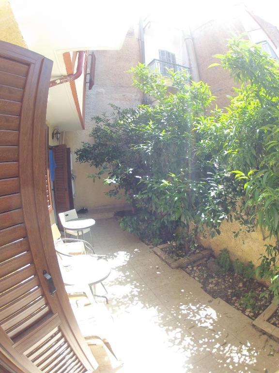 Guest house Arabas