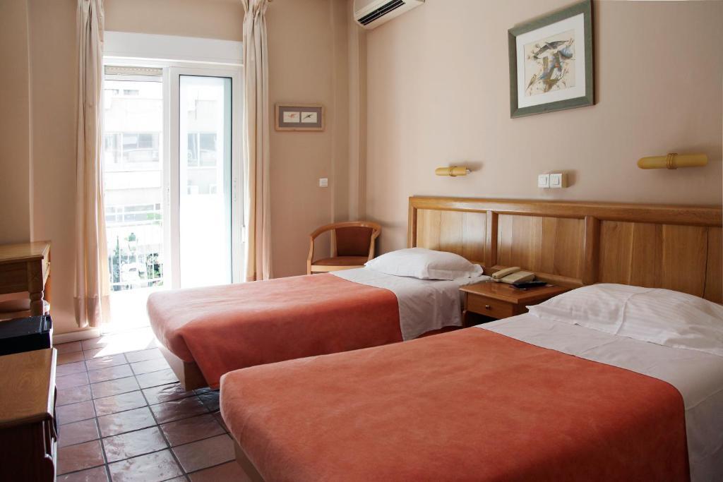 Hotel Pella 2*