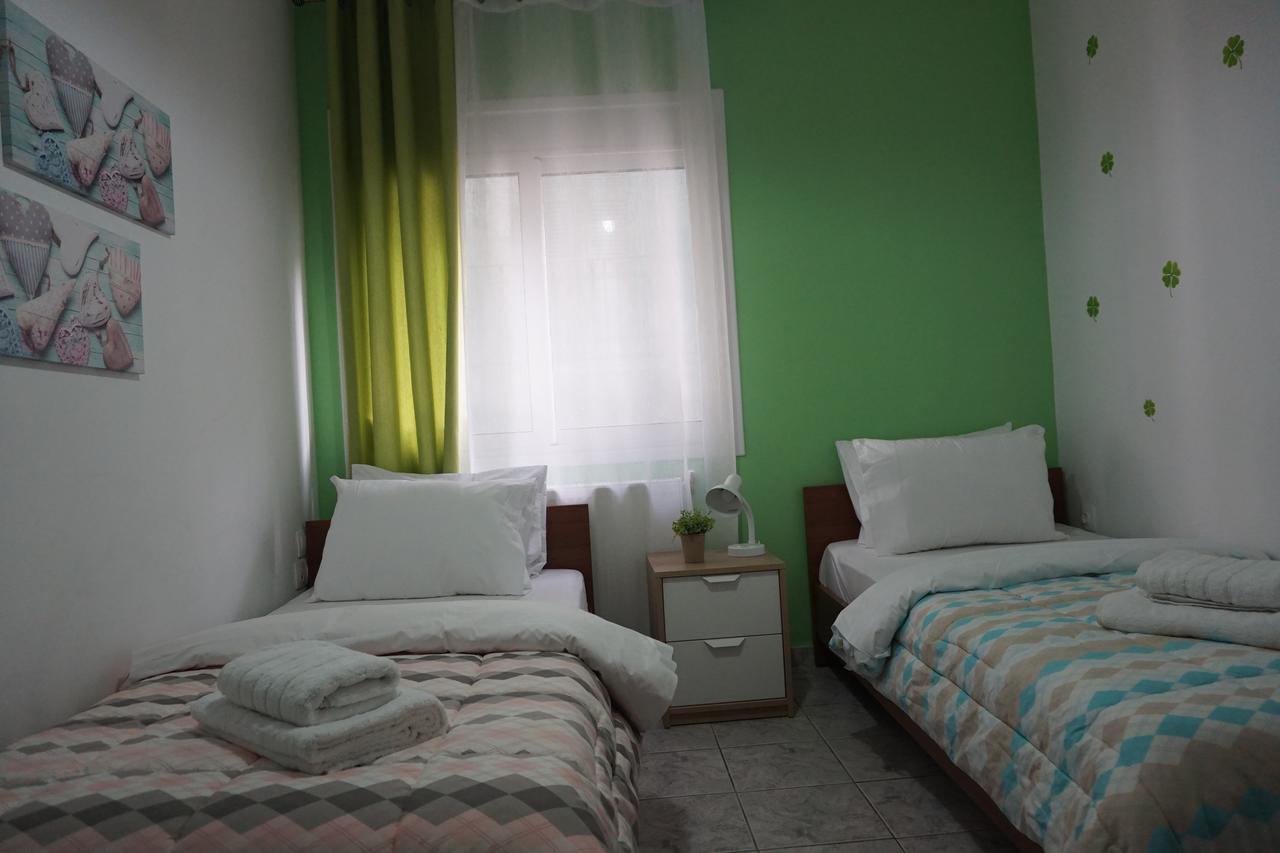 Aristotelous Square Luxury