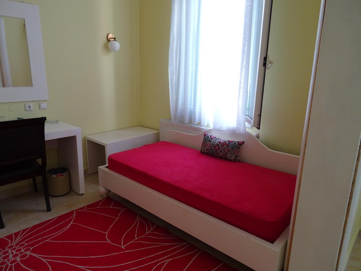 Hotel Augustos 3*
