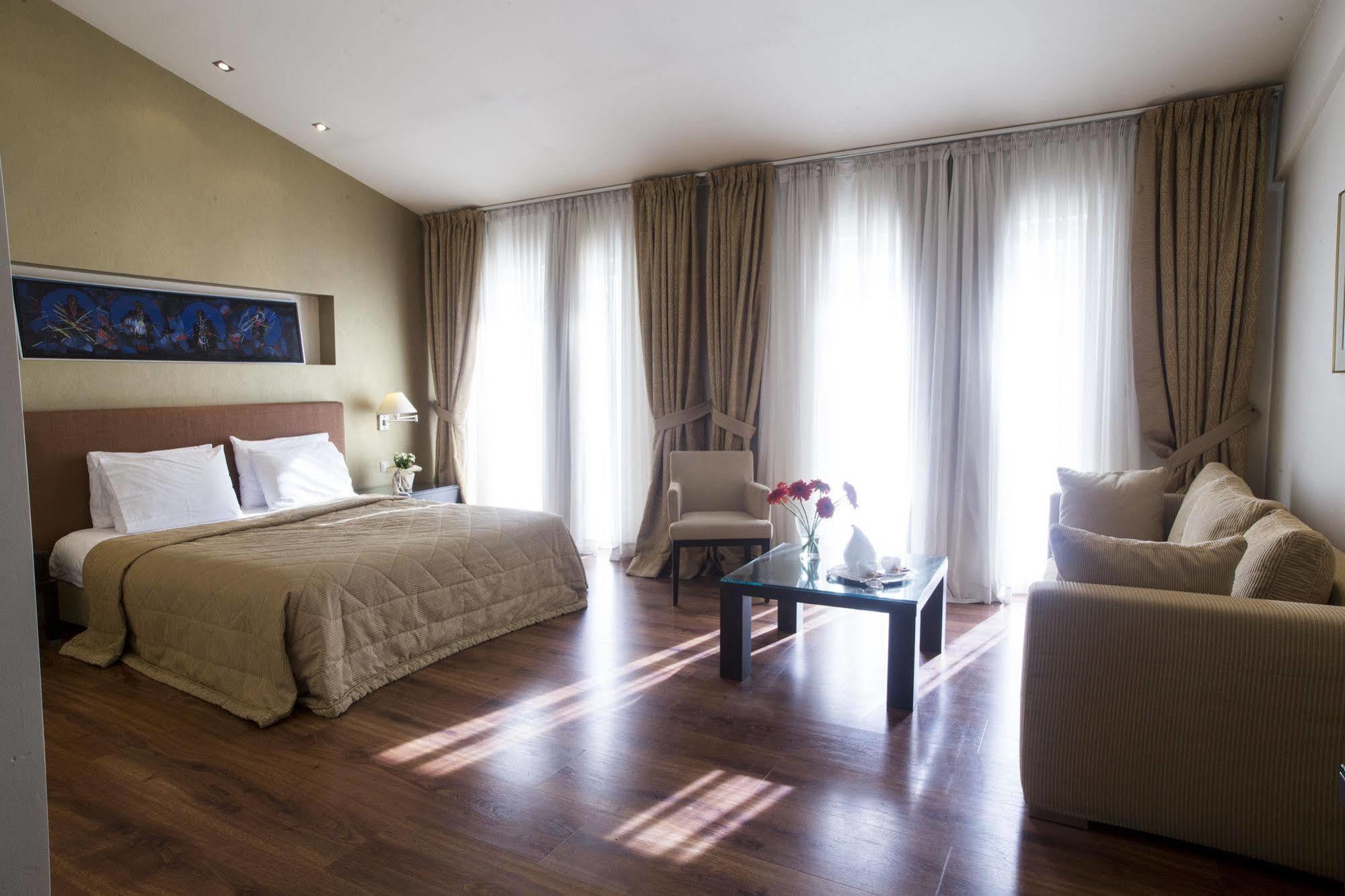 Hotel Davitel - Tobacco