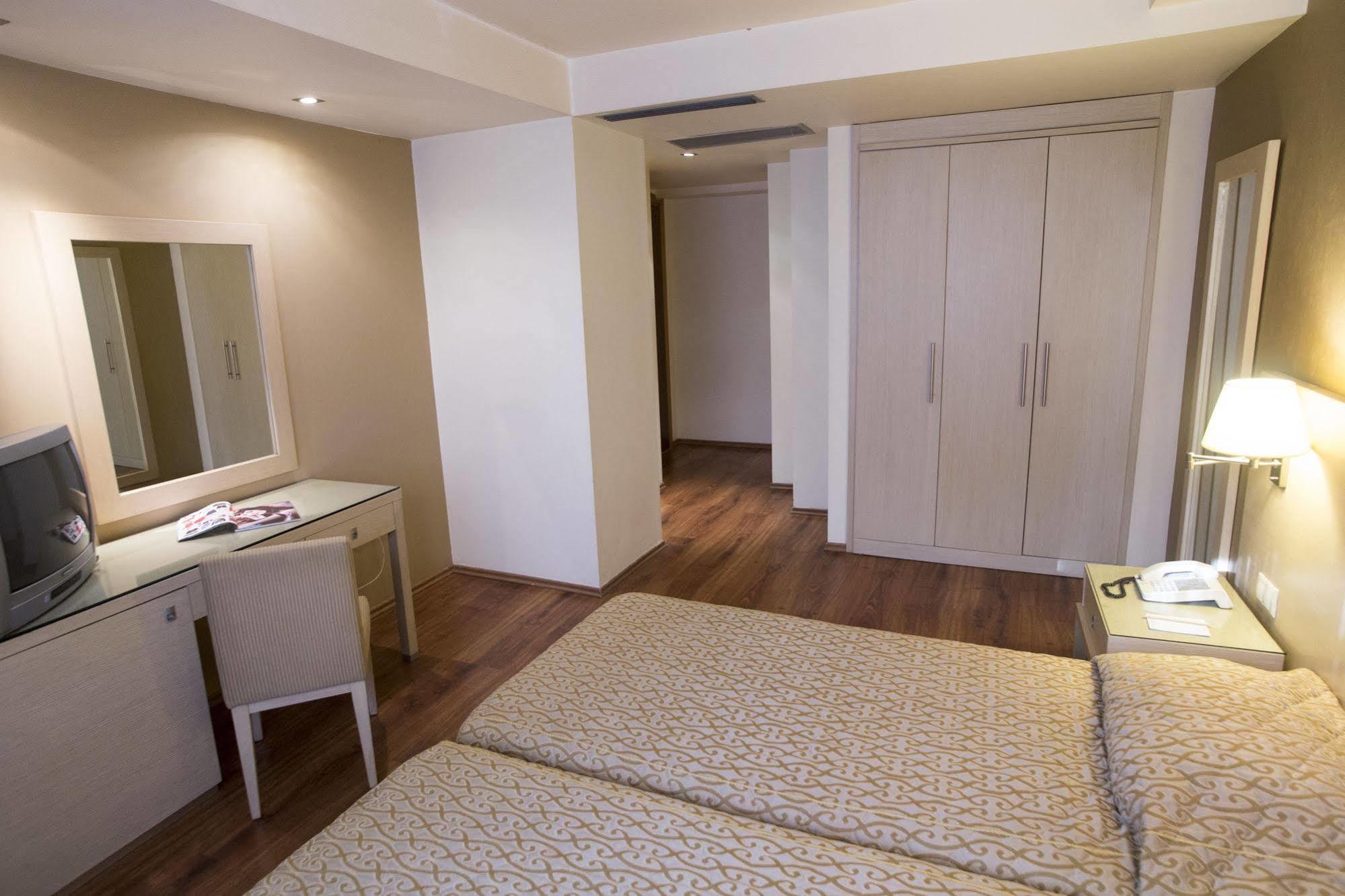 Davitel - Tobacco Hotel Thessaloniki