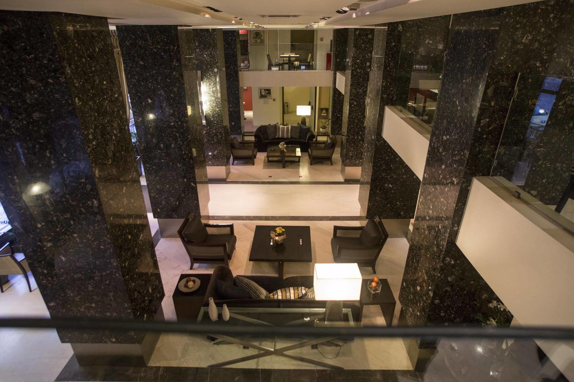 Davitel - Tobacco Hotel 4*