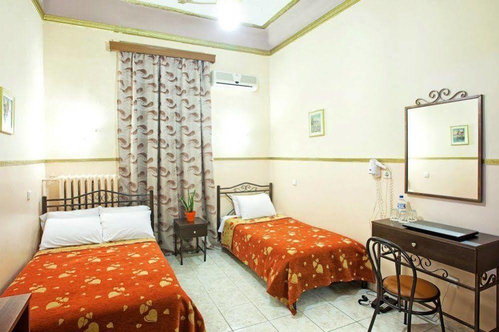 Nea Metropolis Hotel 3*