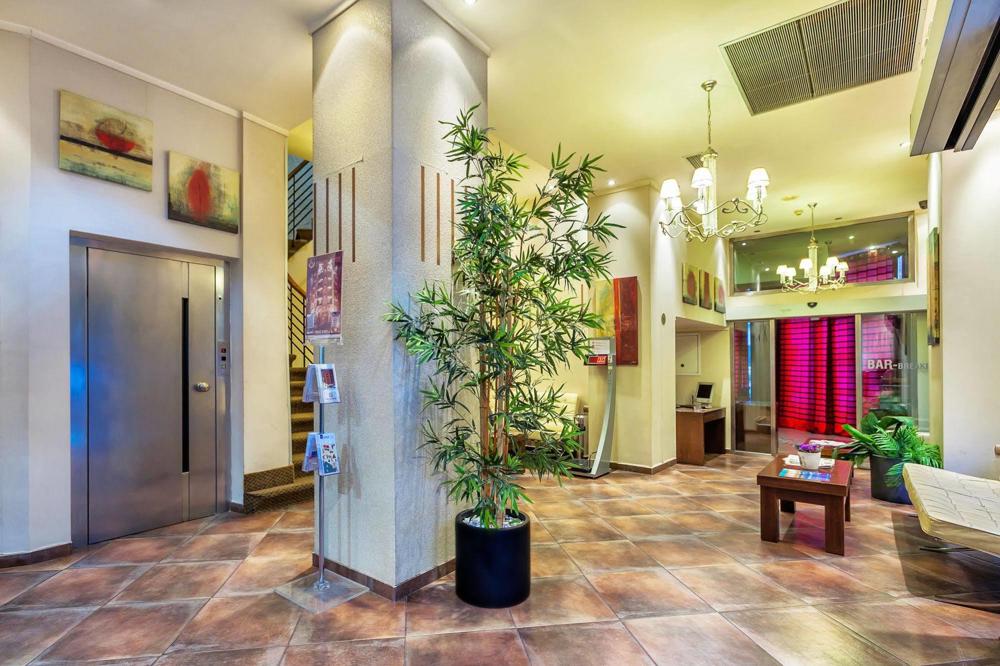 Egnatia Hotel 3*