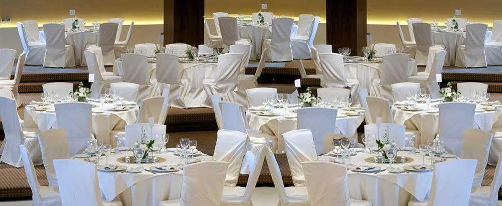 Nepheli Hotel 4*