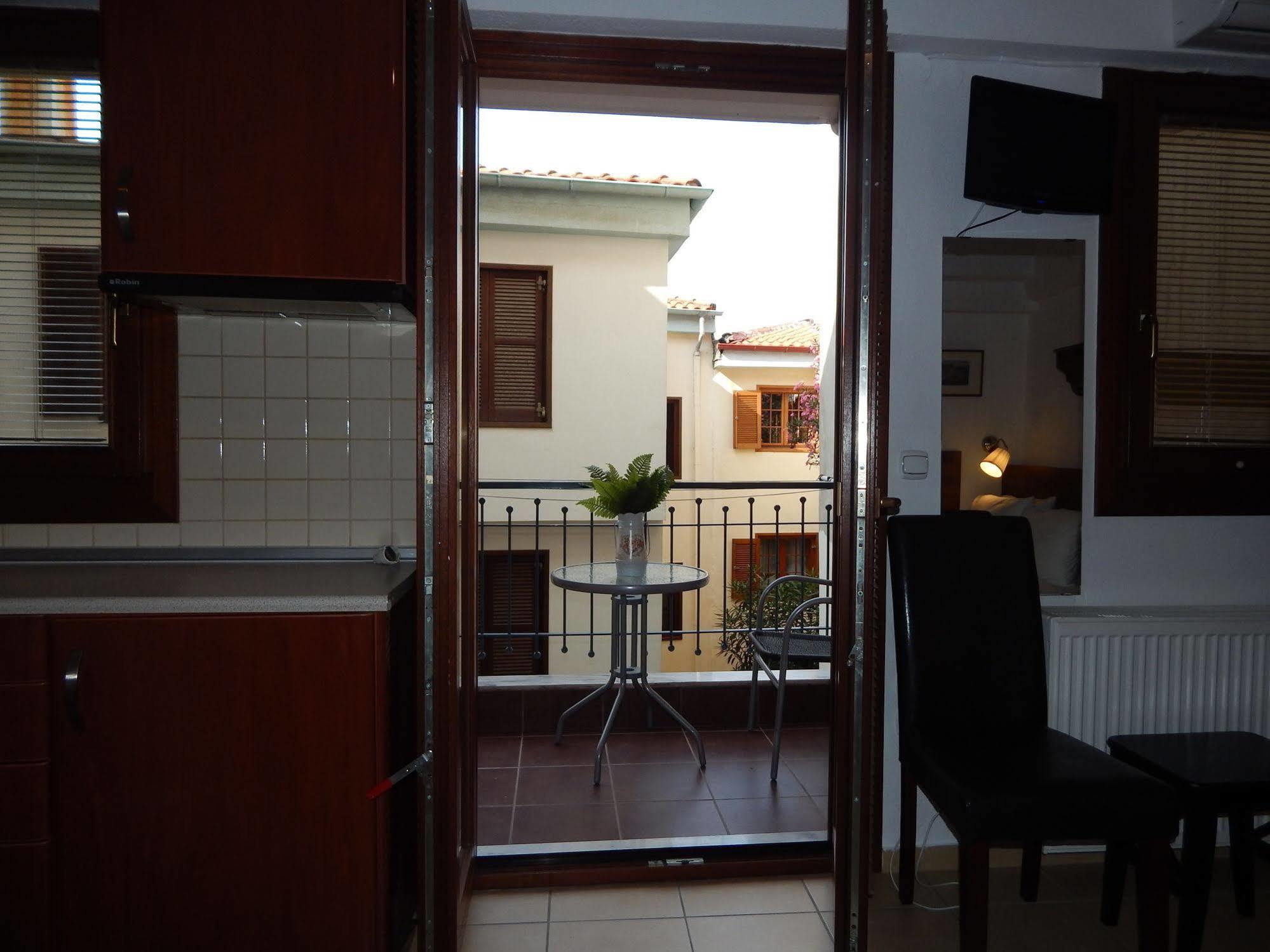 Kripis Studio Thessaloniki Apartment *