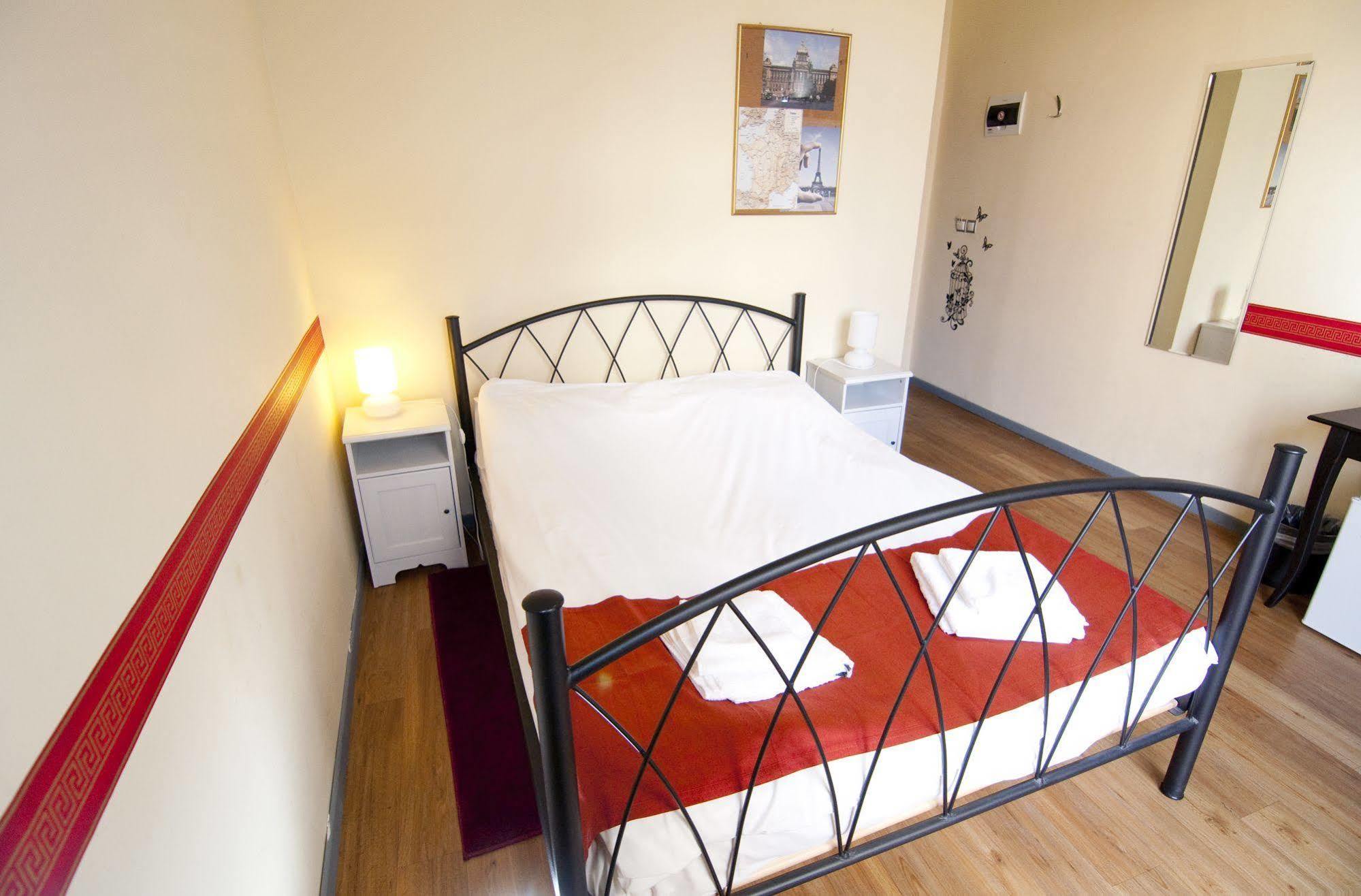 Rentrooms Guest house Thessaloniki
