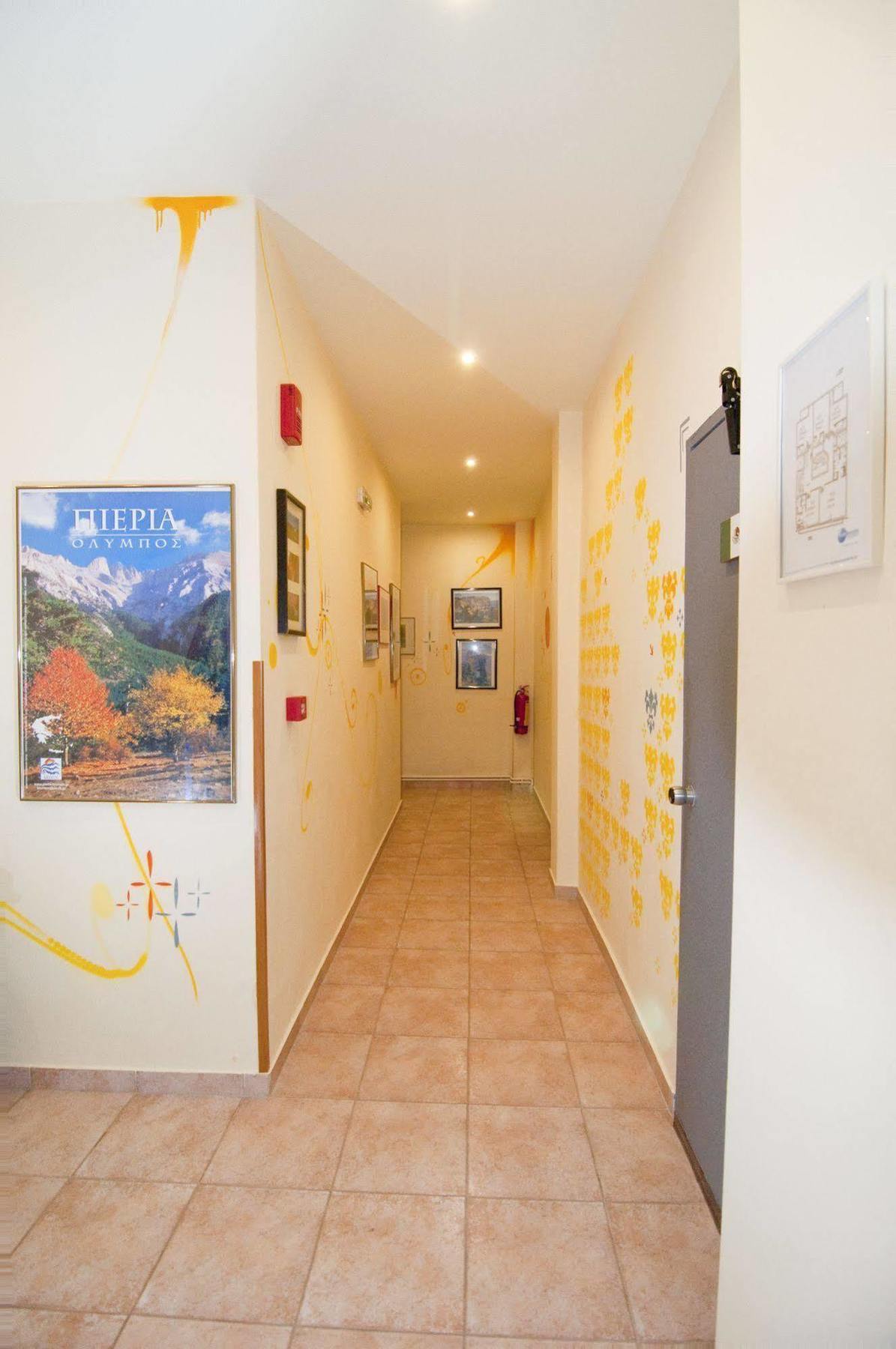 Rentrooms Guest house 3*