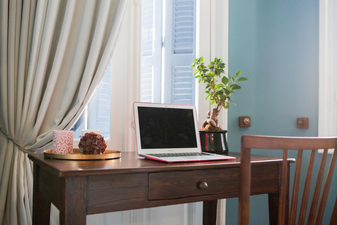 # Alegra , 10mtrs From Venizelou Metro Station Apartment *