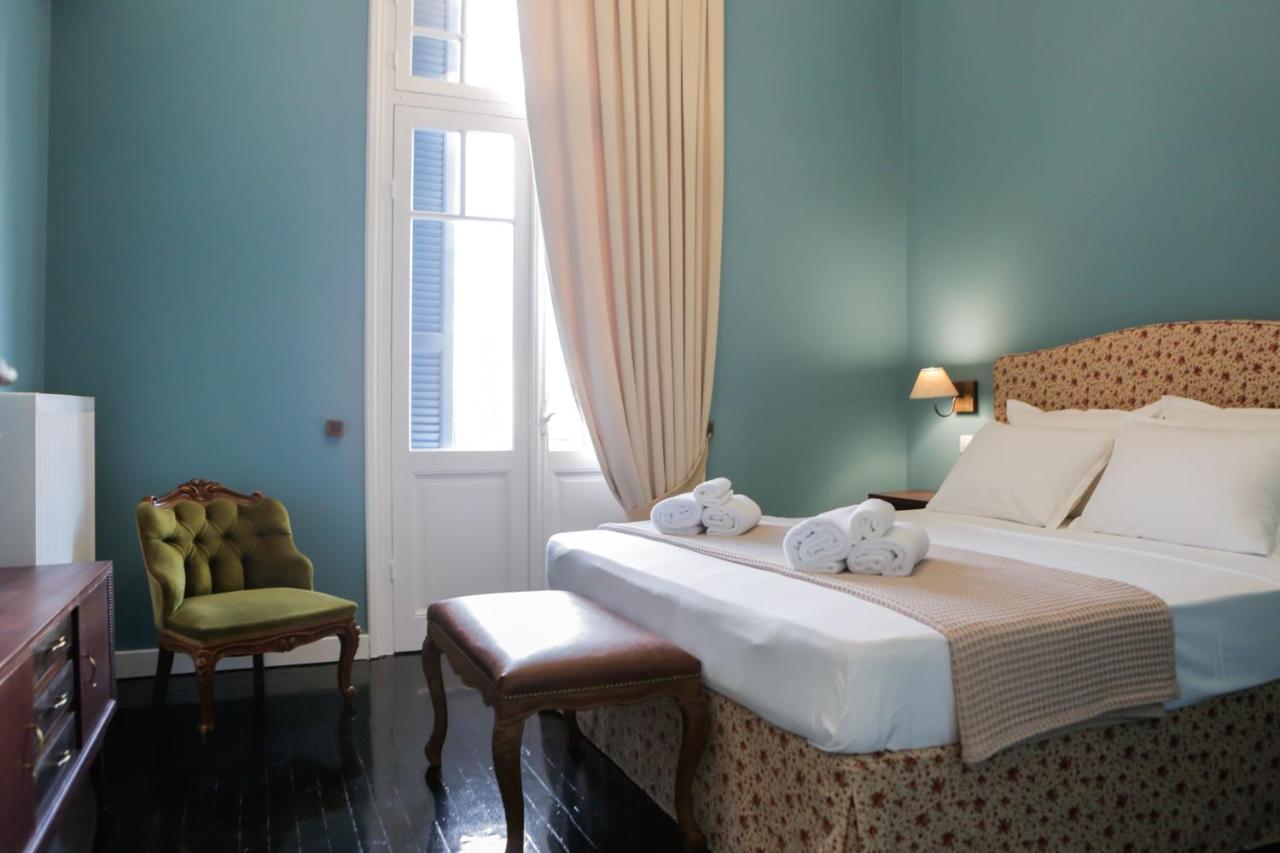 # Alegra , 10mtrs From Venizelou Metro Station Apartment *