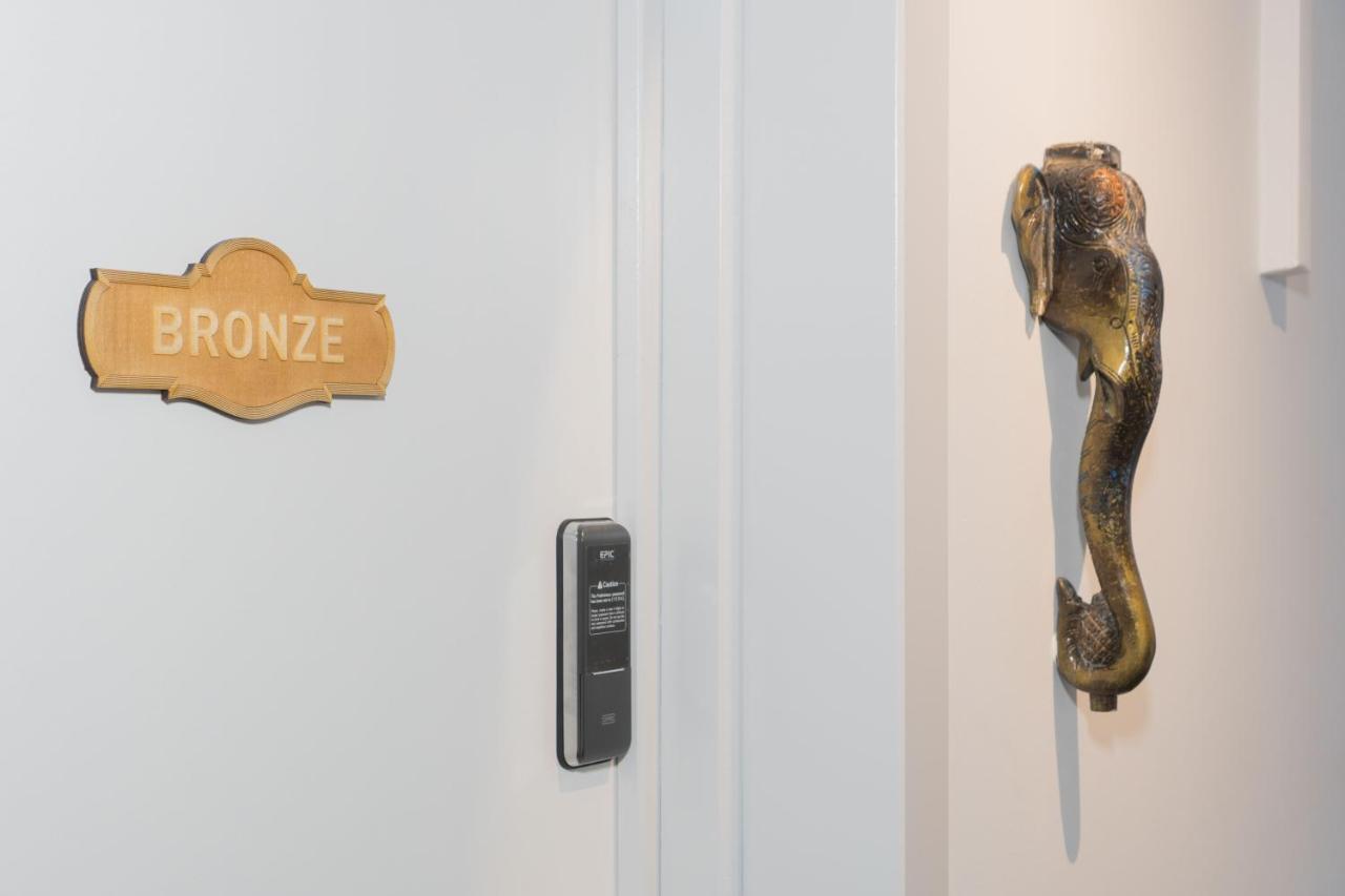 Daire Graffitisuites#bronze