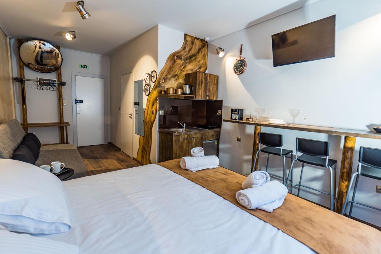 Graffitisuites#bronze Daire *