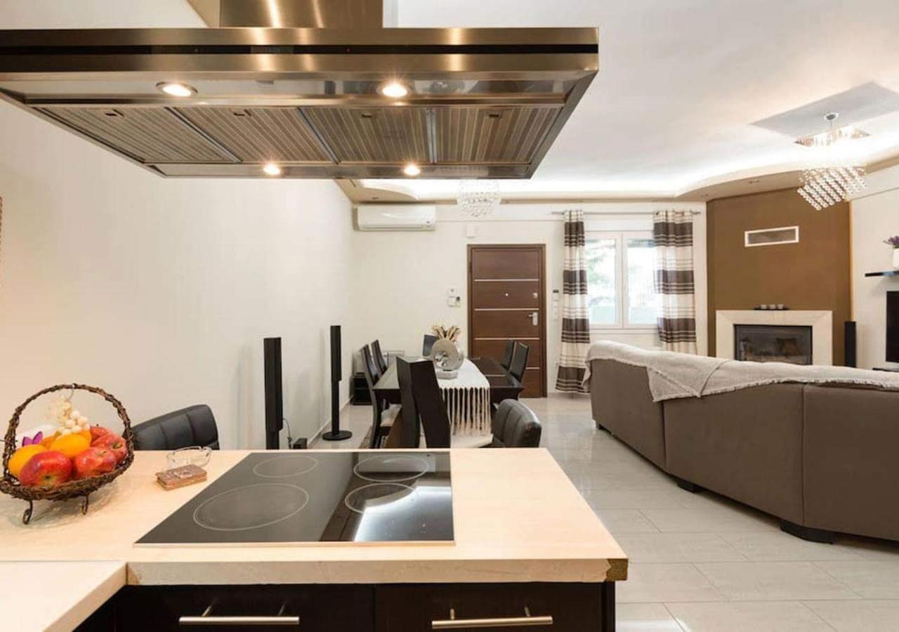 Socrates & Froso's Lovely Maisonette * Thessaloniki