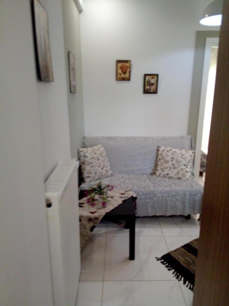 Filippou 13 Luxury Aprts With Balcony