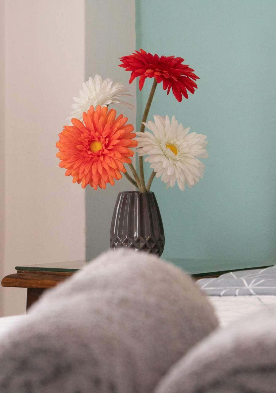 Houseloft White Tower Plaza Apartment *