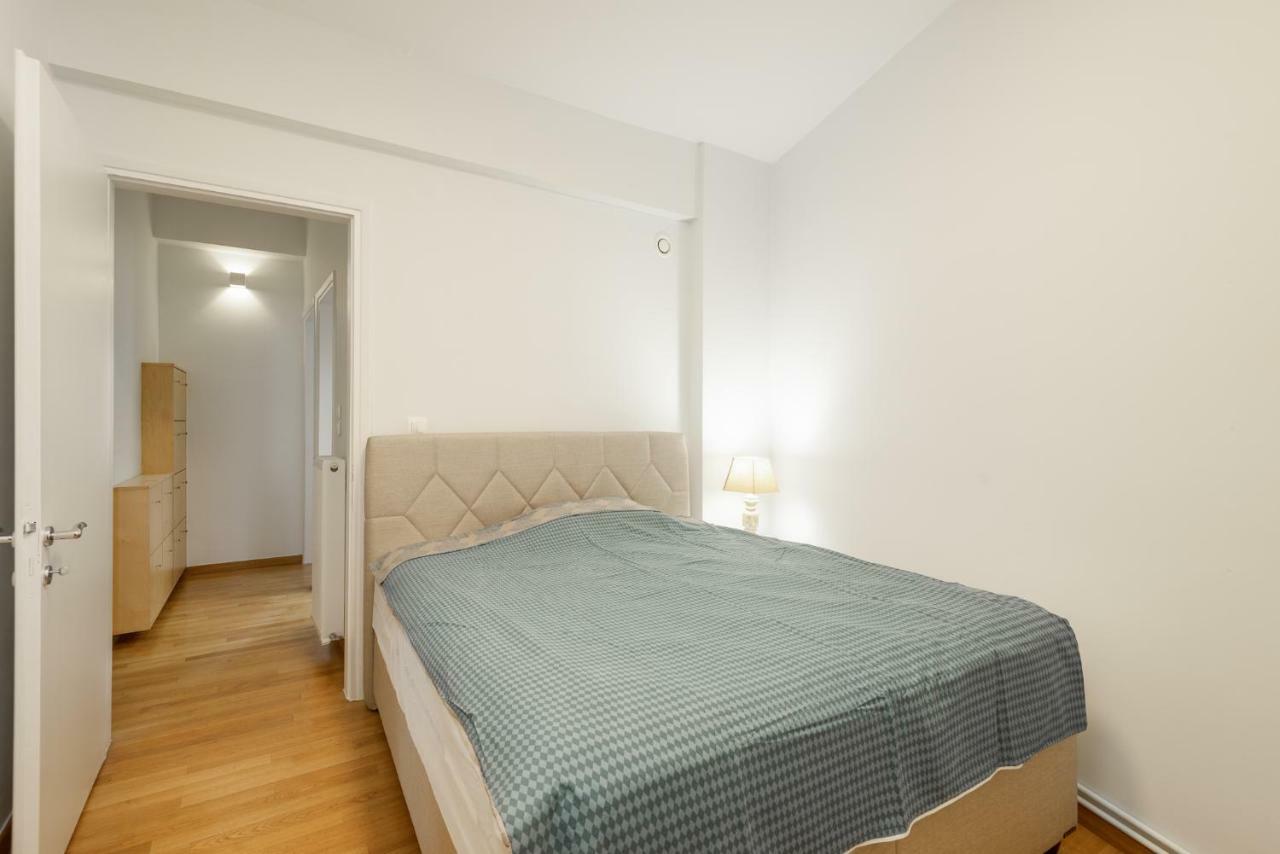 Brand-new Modern Flat In Heart Of Apartment *