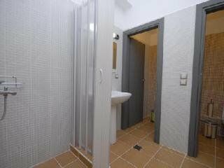 Rentrooms Guest house