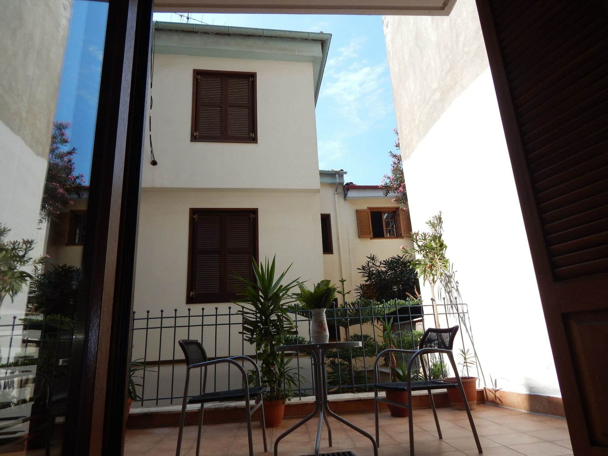 Kripis Studio Thessaloniki * Thessaloniki