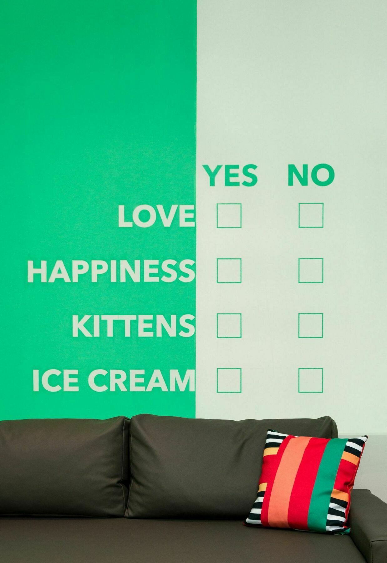 Daire Colors Living