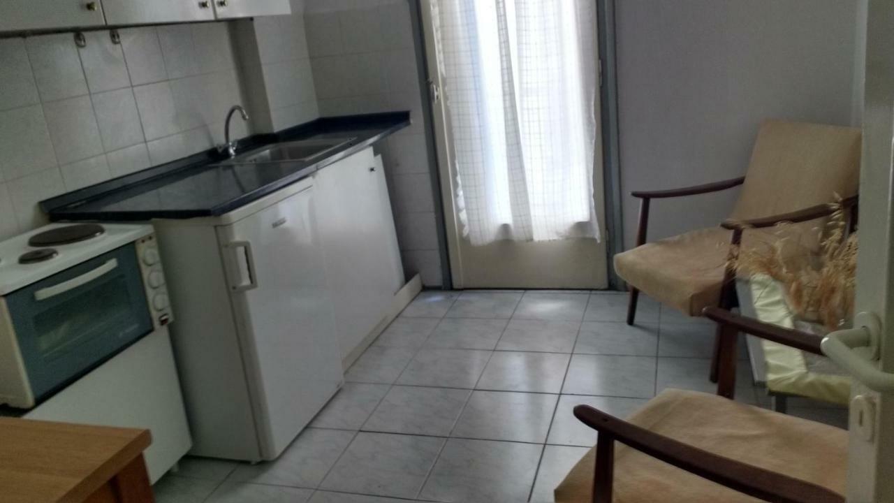 Center Apartment: Beachfront And Concert Hall Proximity Apartment *