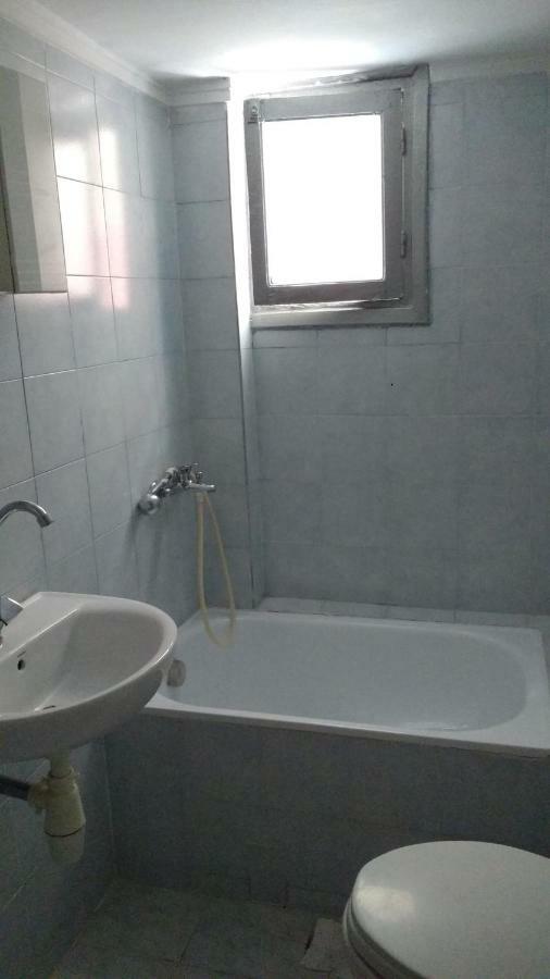 Apartment Center Apartment: Beachfront And Concert Hall Proximity Thessaloniki