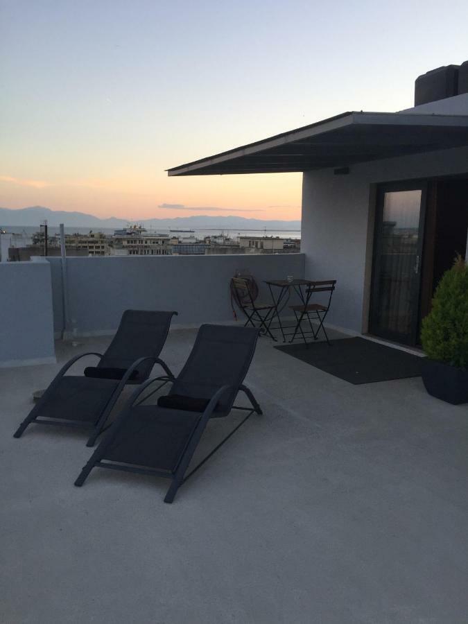 Stylish Seaview Rooftop Guest house *