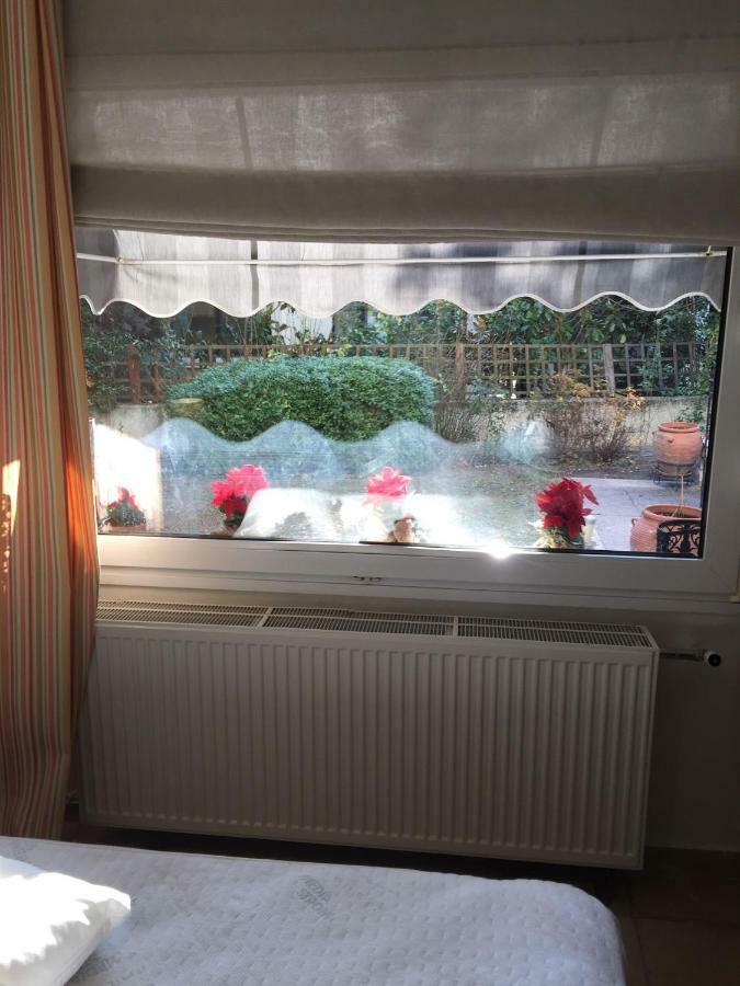 Cozy Garden 700m From St Luke S Hospital