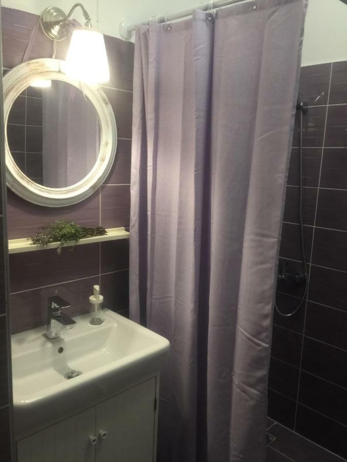 Apartamento Cozy Garden 700m From St Luke S Hospital