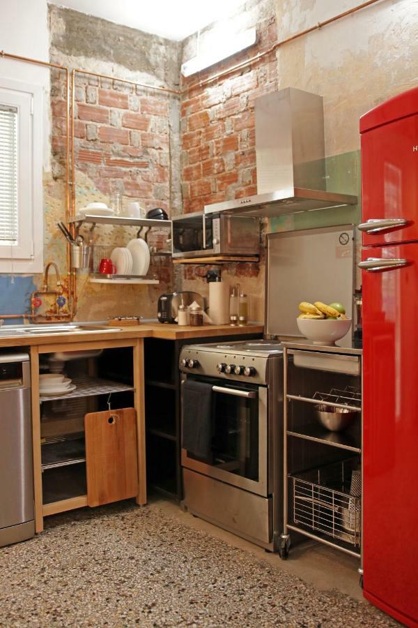 Apartment Kostas' Downtown Industrial Loft *
