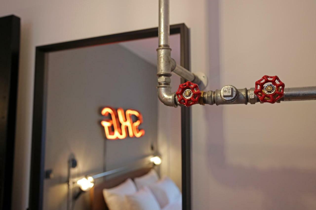 Apartment Kostas' Downtown Industrial Loft