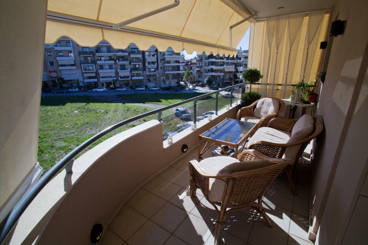 Deluxe Boutique , Jacuzzi, Private Parking, Fireplace Appartement *