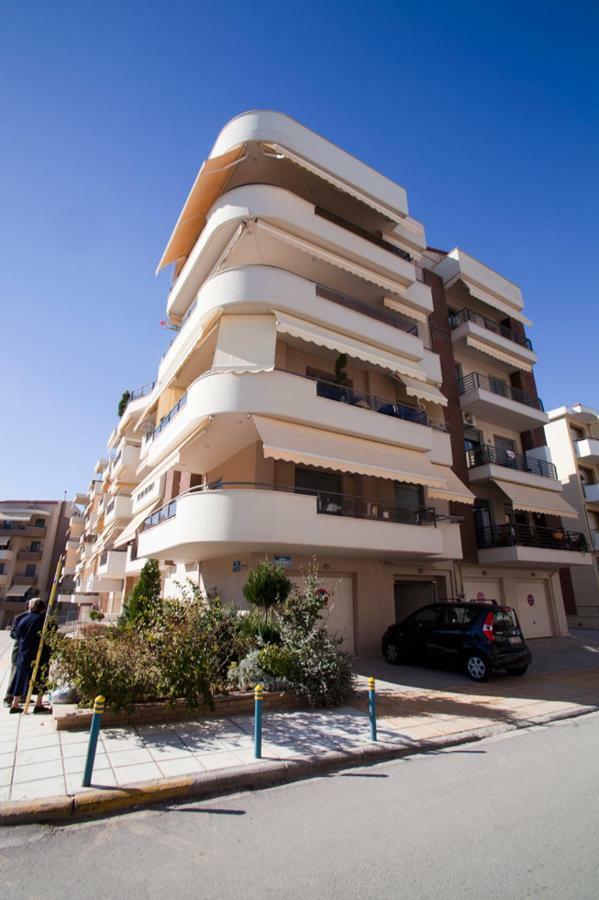 Deluxe Boutique , Jacuzzi, Private Parking, Fireplace * Thessaloniki