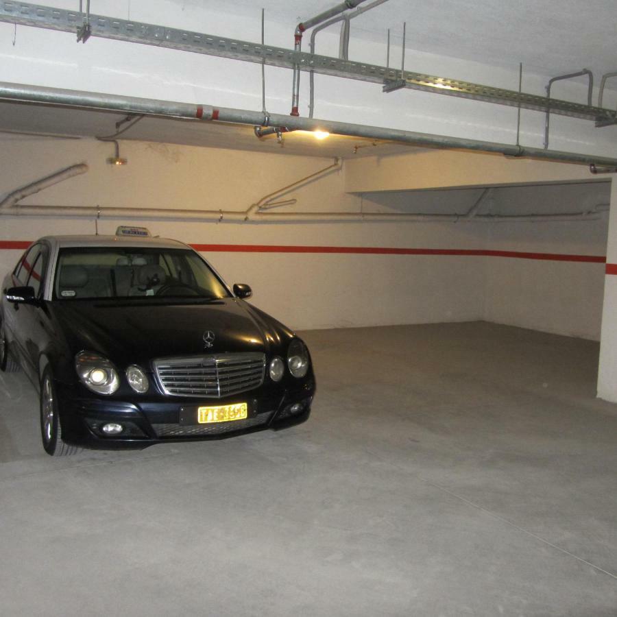 Deluxe Boutique , Jacuzzi, Private Parking, Fireplace Appartement Thessaloniki
