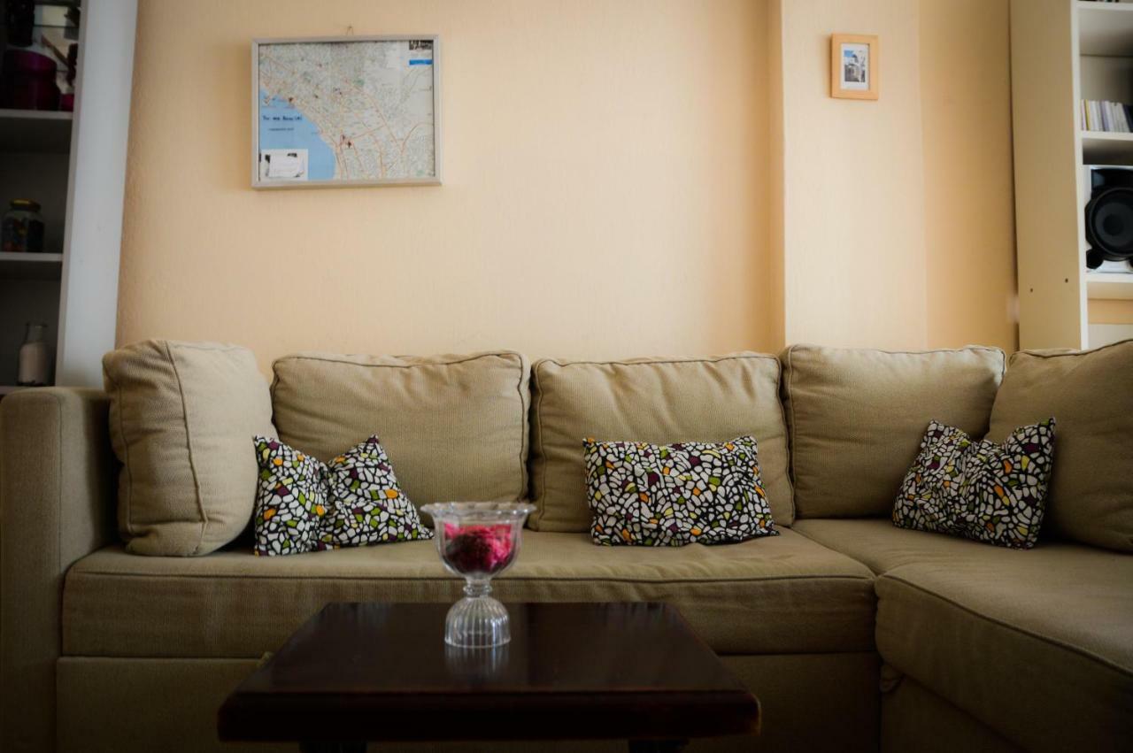 Apartment An For 2-4 Friends. *