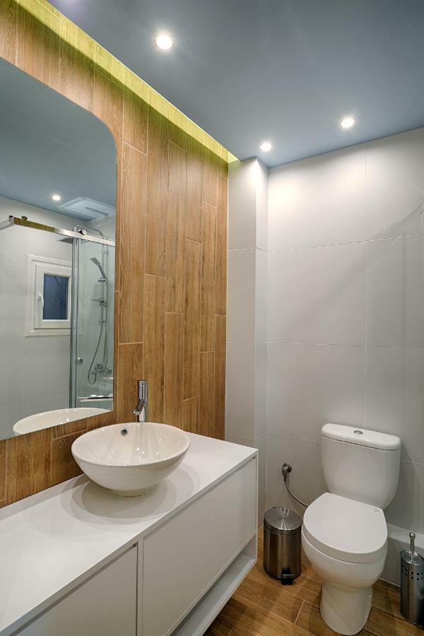 Apartment Cosmos N Armonia Apts. *
