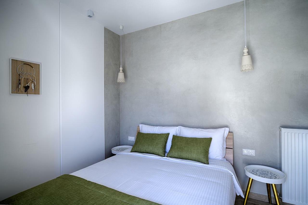 Cosmos N Armonia Apts. Daire *