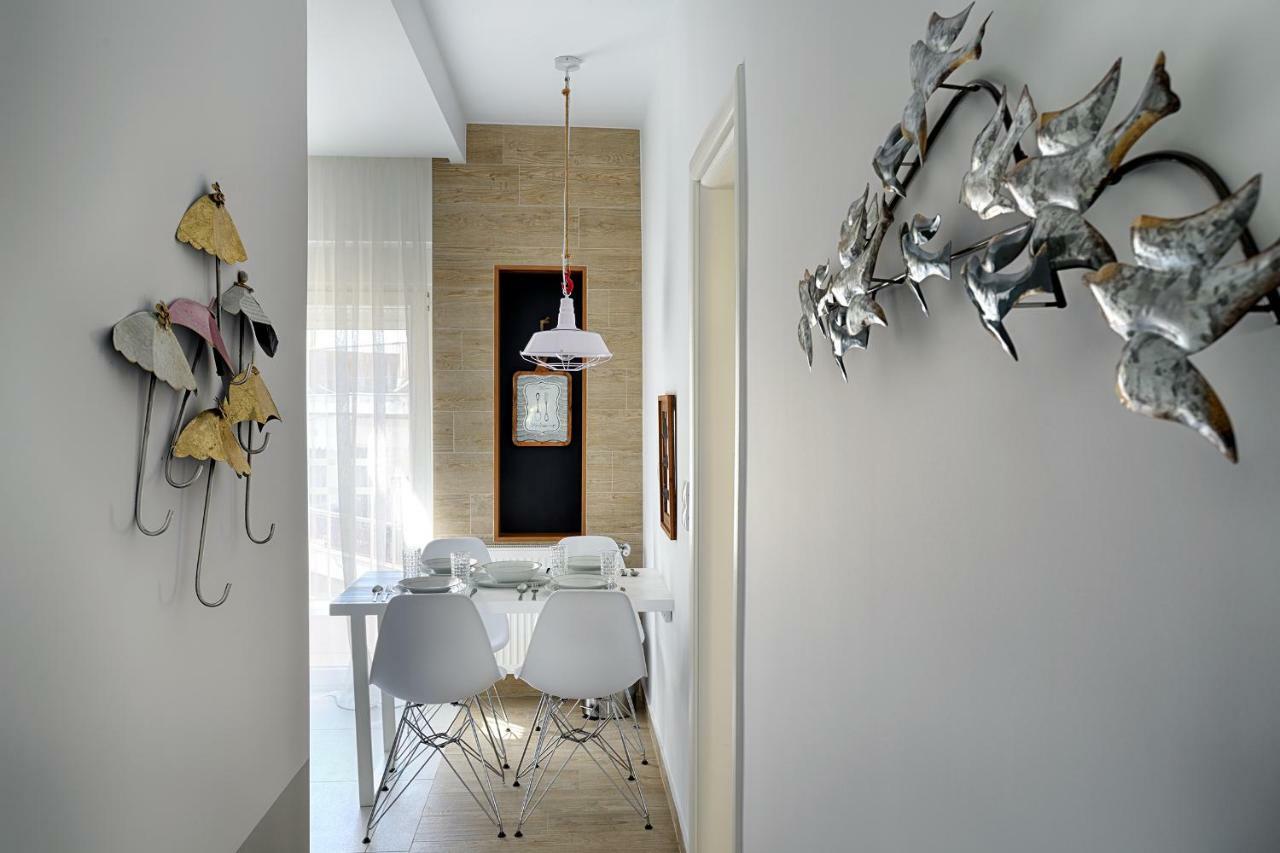 Cosmos N Armonia Apts. Apartment *