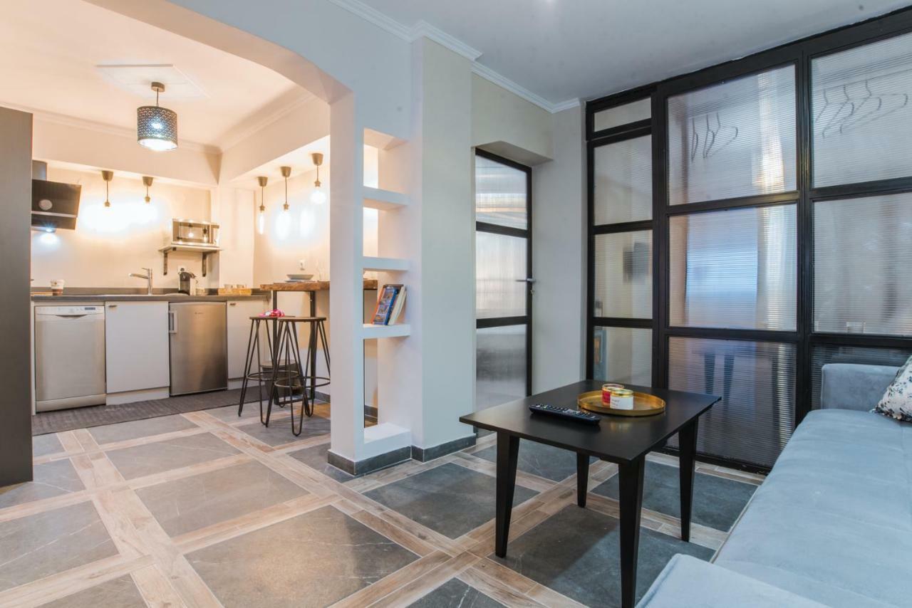Căn hộ Chung Cư 56 M² 2 Ngủ, 1 Tắm Riêng ở Trung Tâm Thành Phố *