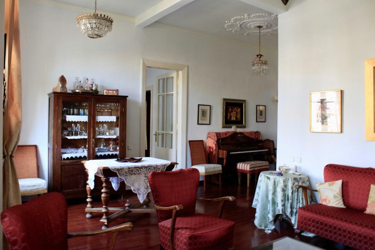Center Landmark House Apartment *